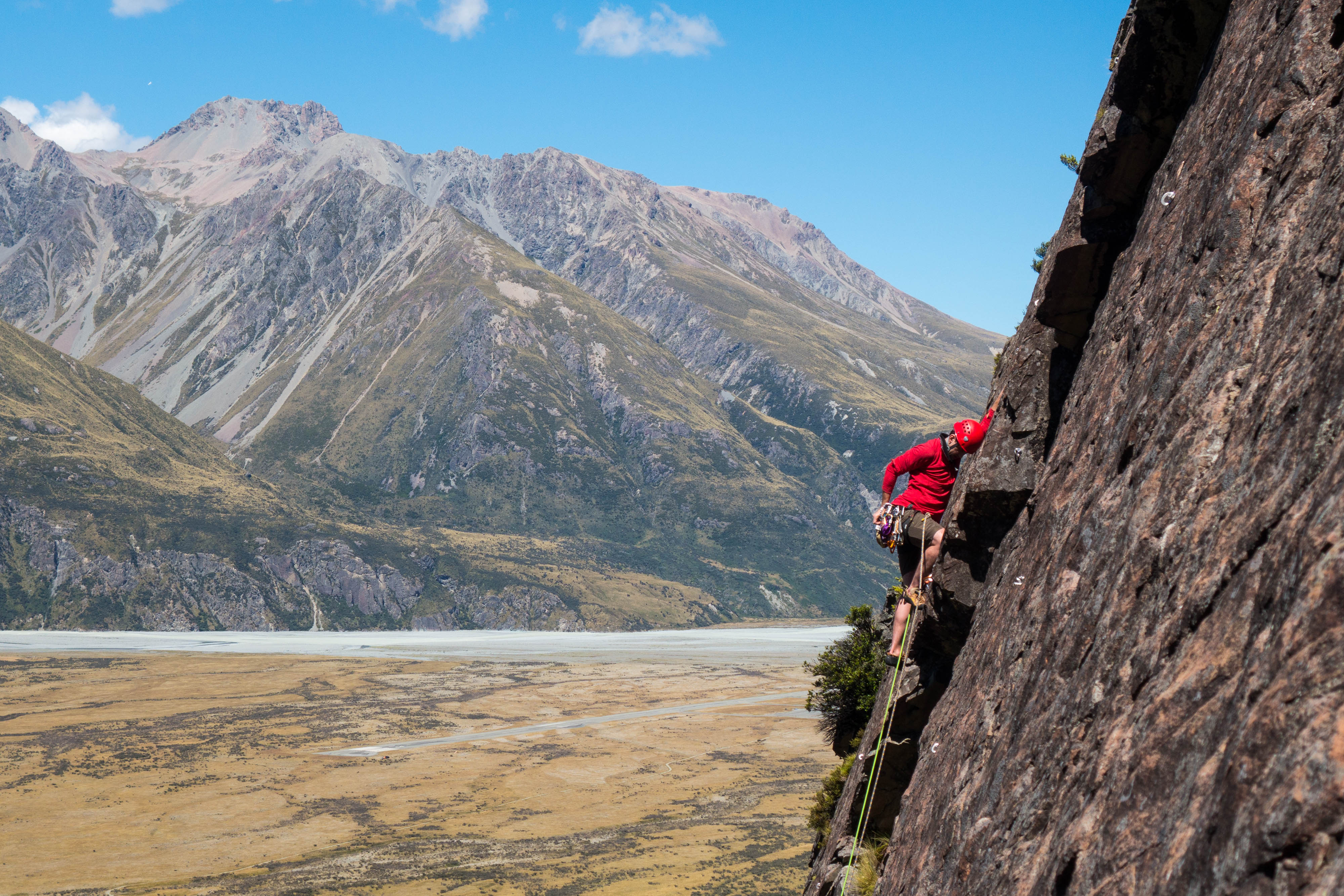 Experience amazing views from high over the valley! Photo: Mathijs van de Ven Experience amazing views from high over the valley! Photo: Mathijs van de Ven